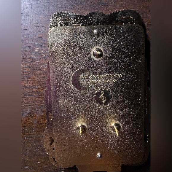 Sailor Saturn Pin- Chaos Queen Mistress - Picture 3 of 4